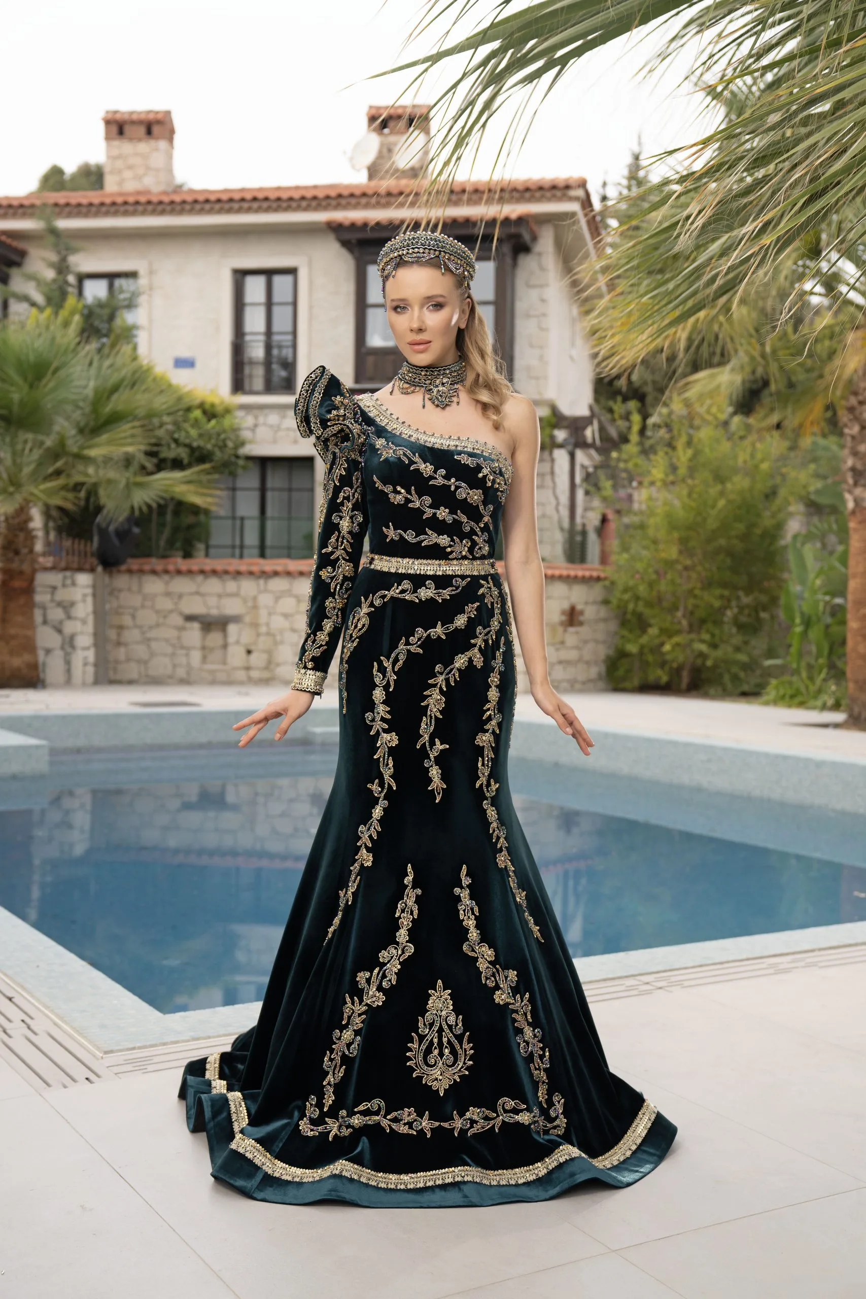 OMUZ DETAYLI BİNDALLI