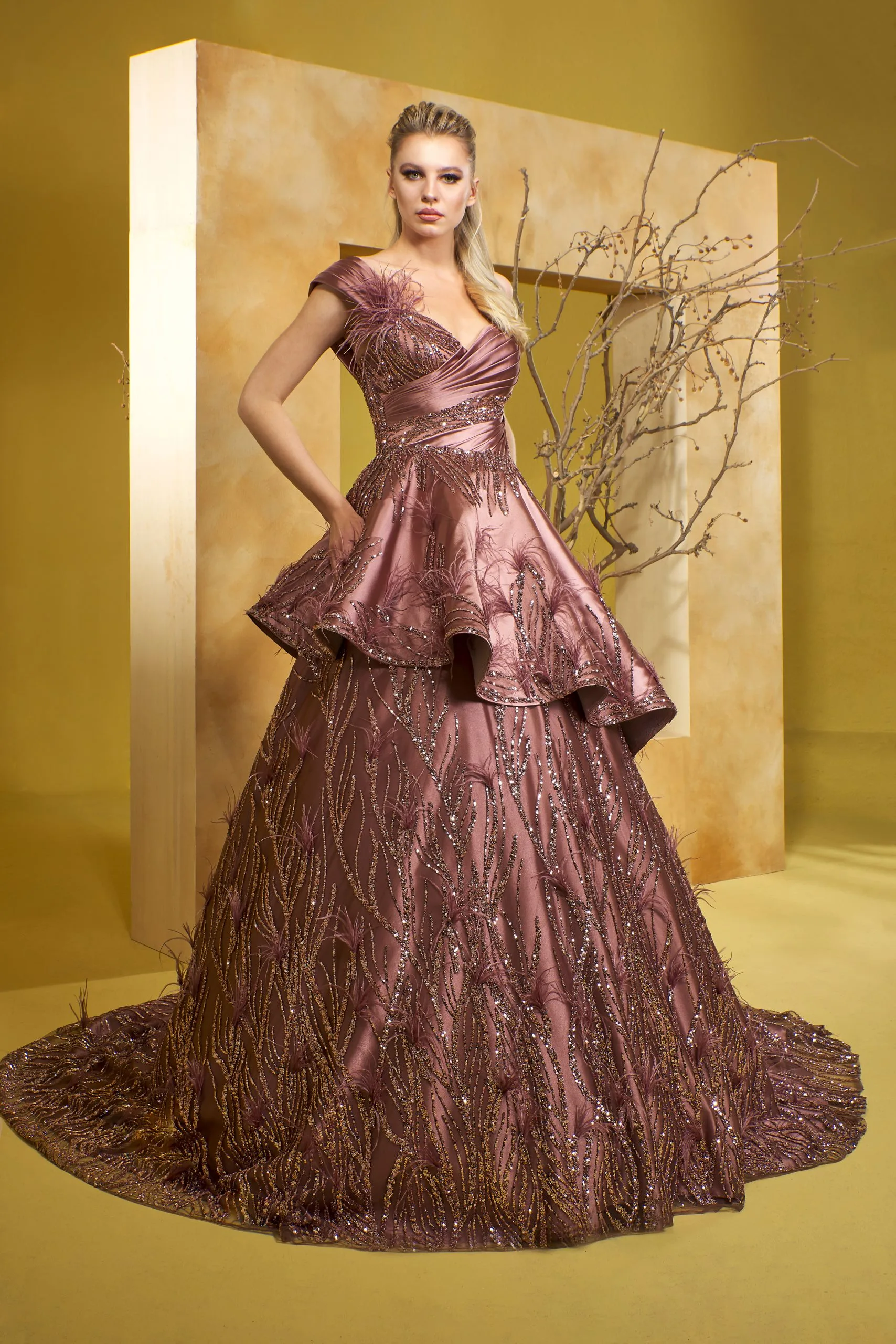 OMUZ DETAYLI NİŞANLIK