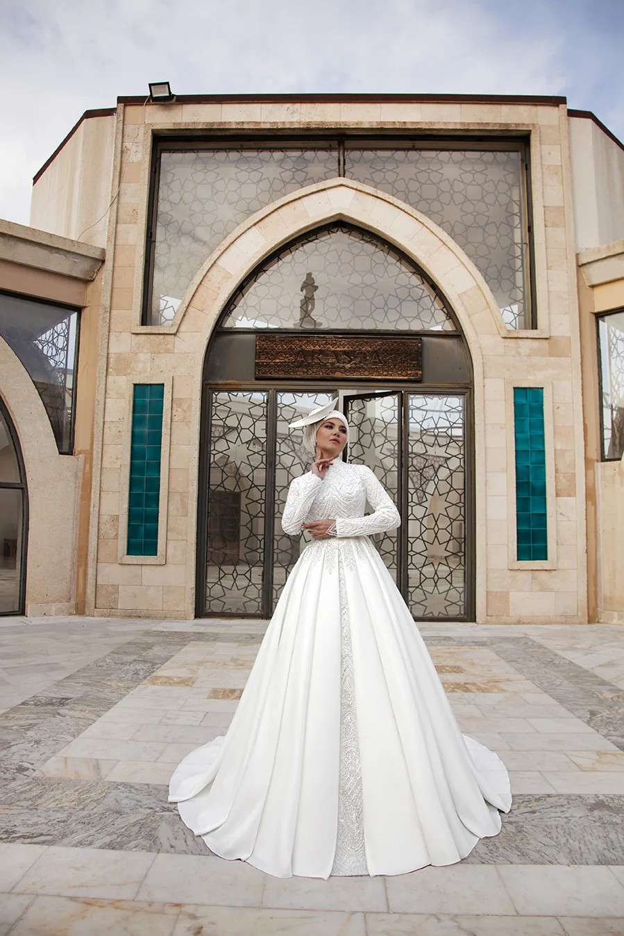 TESETTÜR GELİNLİK YENİ SEZON